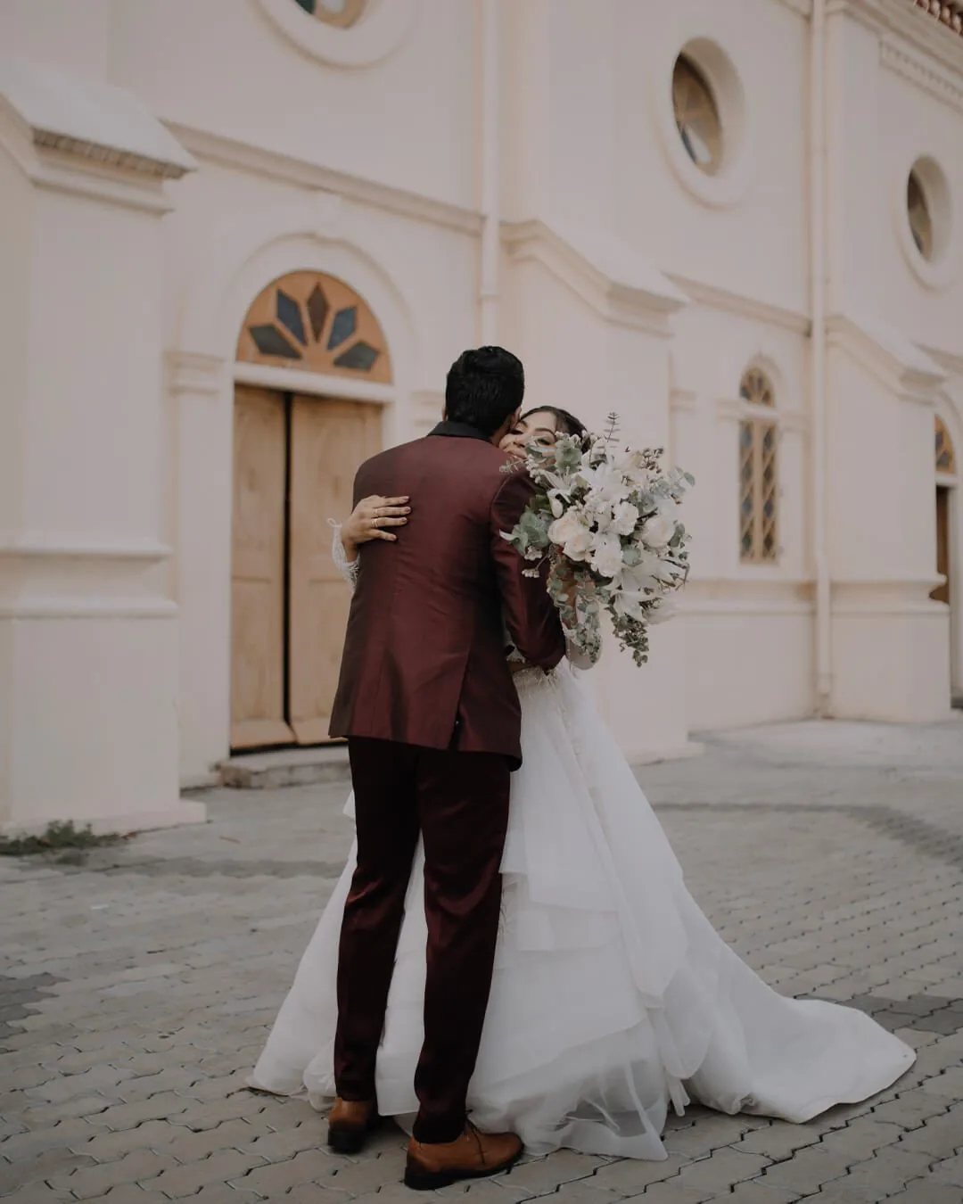 SHERLIN & LINAKAR — wedding scenes