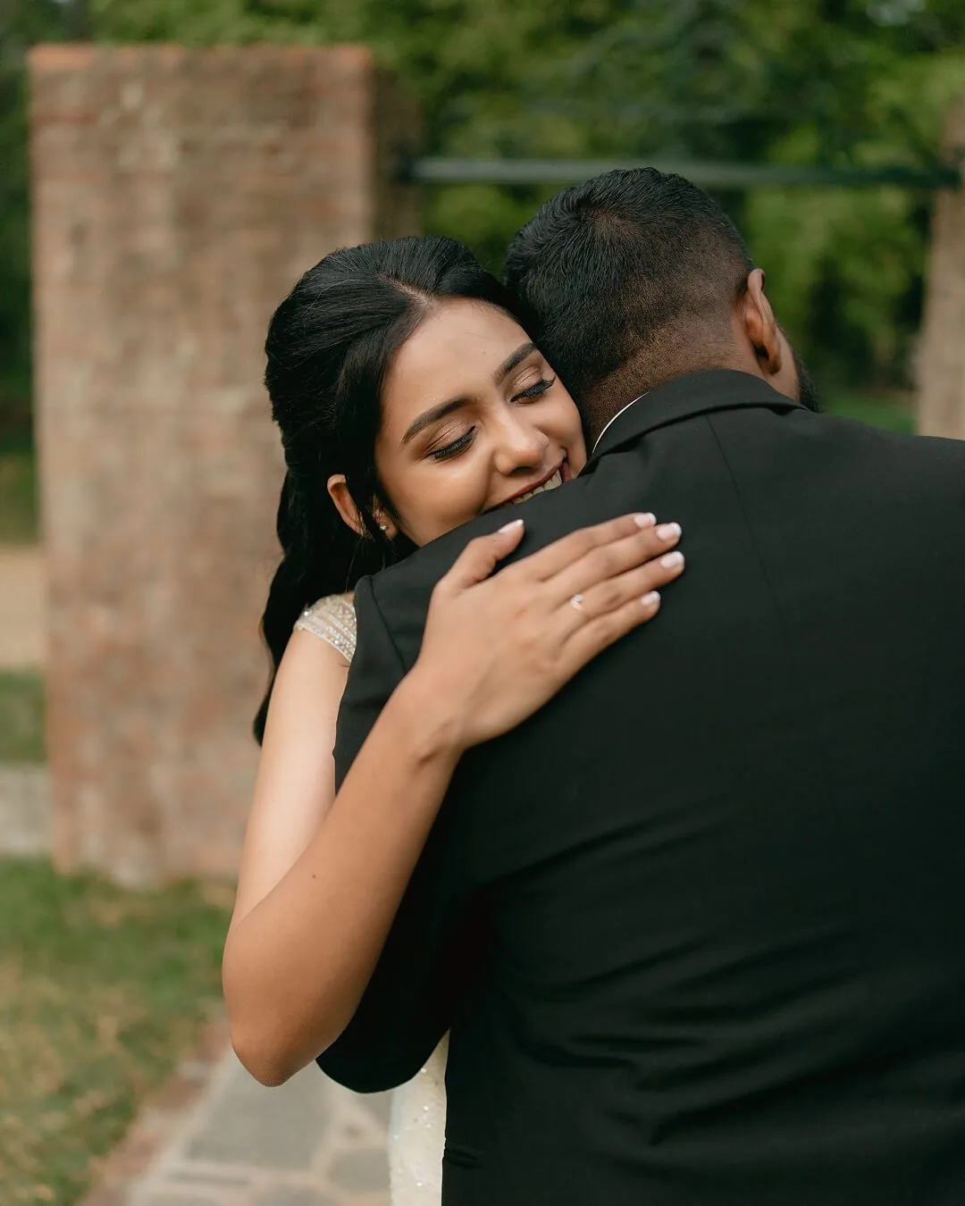 Aneena and Gary — wedding elegance