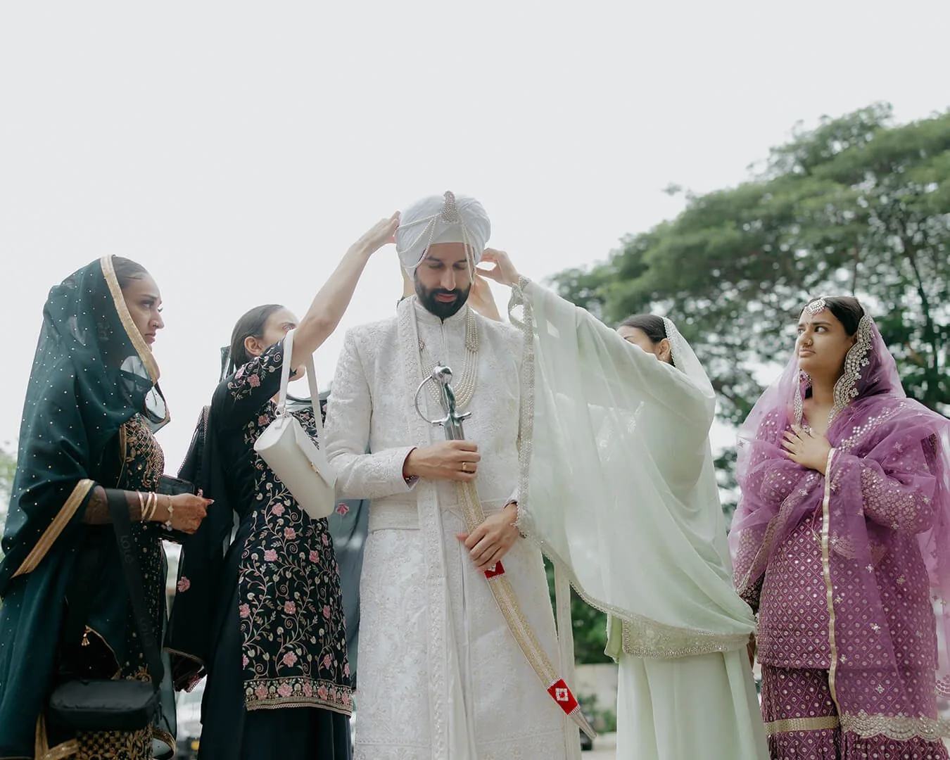 Pavi and Aneil — wedding candid moment