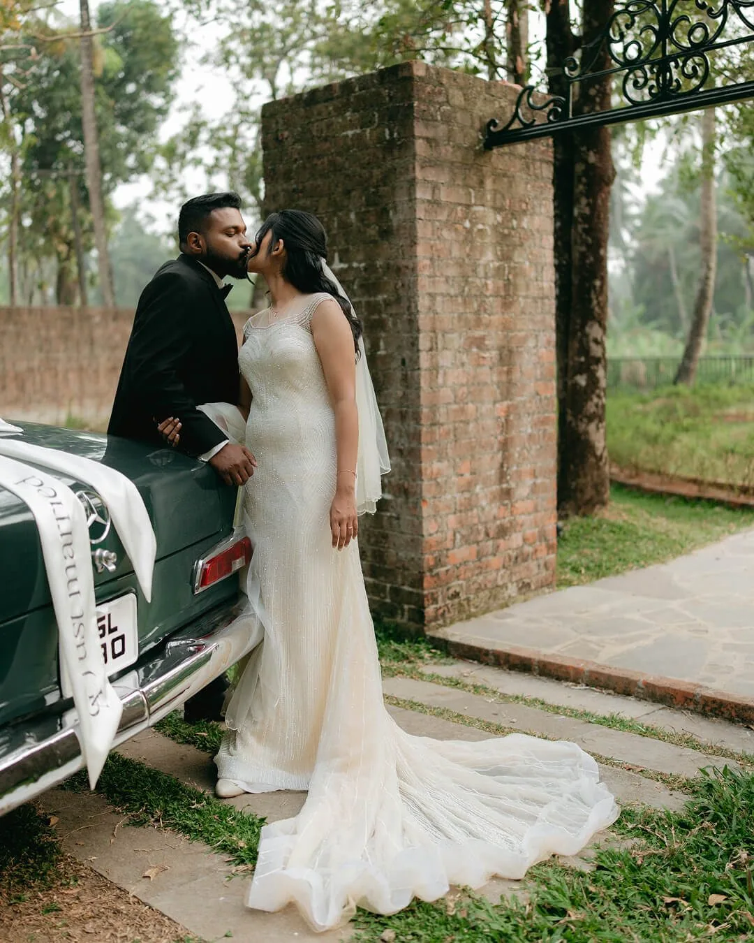 Aneena and Gary — wedding moments