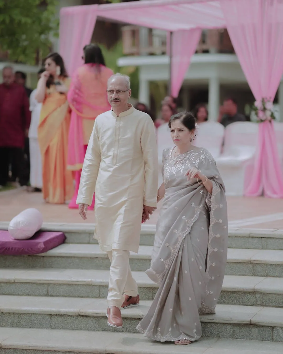 PRIYANKA & VIVEK — wedding moments
